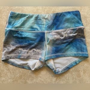 FLEO 2.5” mid rise shorts